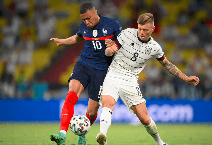 板球半决赛上演强强对话，吴越猎隼队翻盘燕山银狐队，战术调整见效；争冠格局再洗牌(世锦赛中国u17女排与日本队争冠)