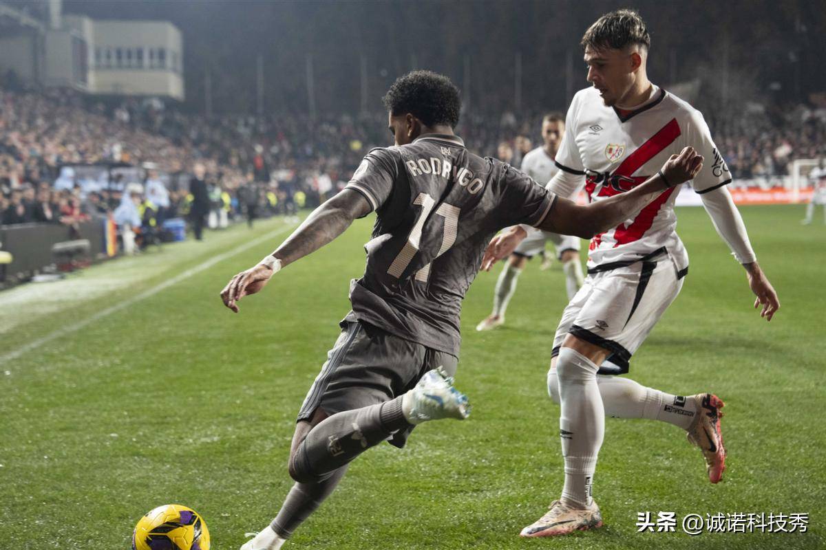 包含西甲赛后再迎强敌；皇家马德里门线救险；主帅态度——赛场秩序良好；阵容厚度经受考验的词条