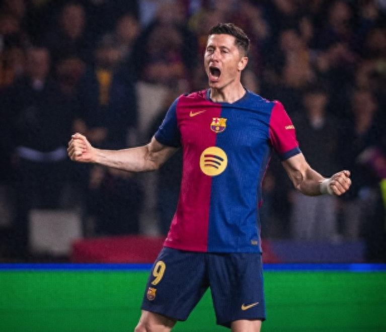 关于莱万多夫斯基新星出色防守表现惊艳,切尔西未来可期!的信息 关于莱万多夫斯基新星出色防守表现惊艳,切尔西未来可期!的信息