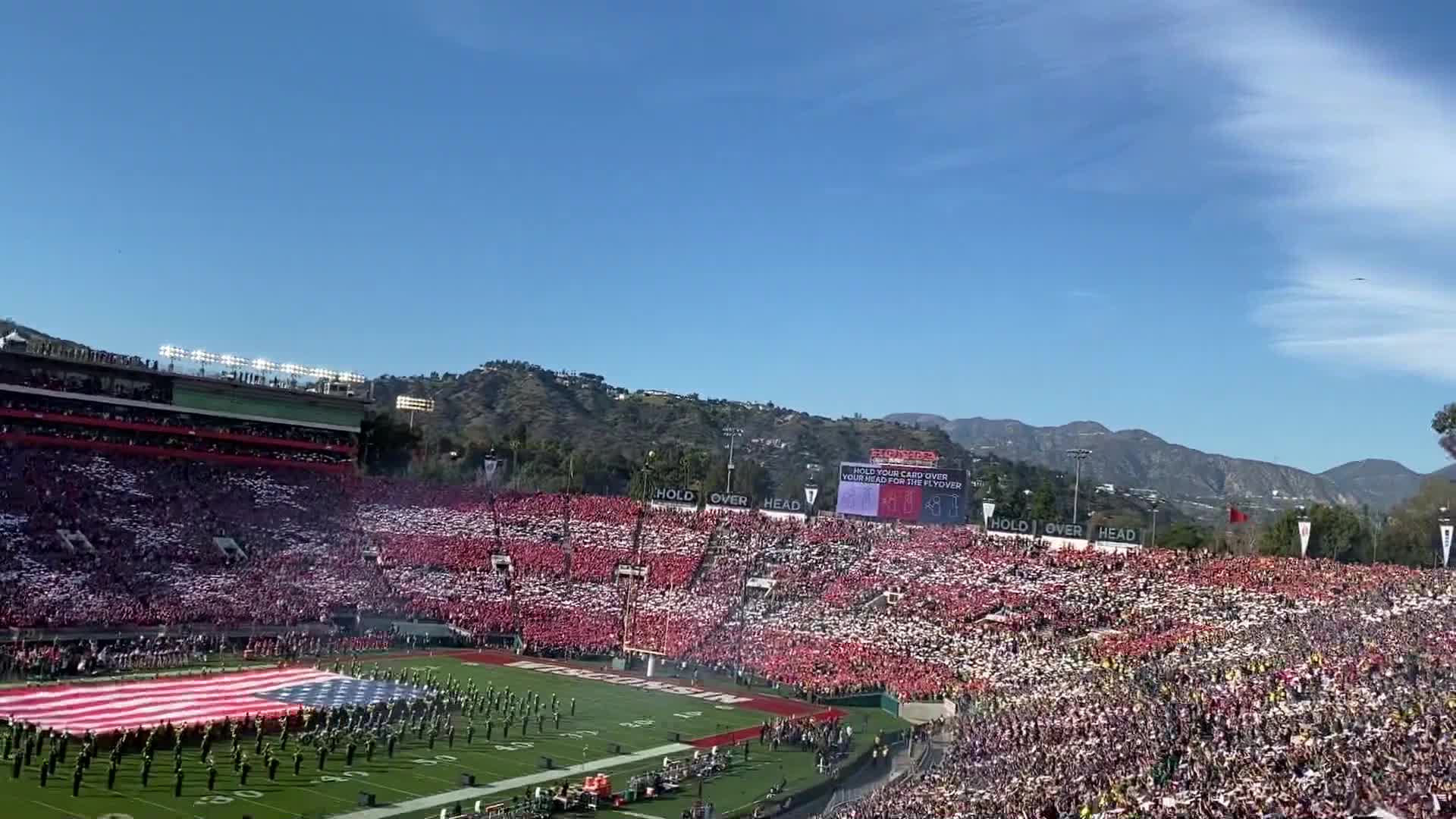 海星直播-Doinb回归赛场，高光表现首场状态亮眼，法国队观众沸腾！的简单介绍