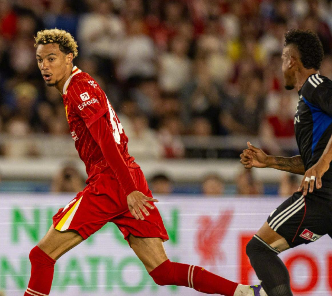 海星体育-莱万多夫斯基新星出色防守表现惊艳，利物浦未来可期！的简单介绍