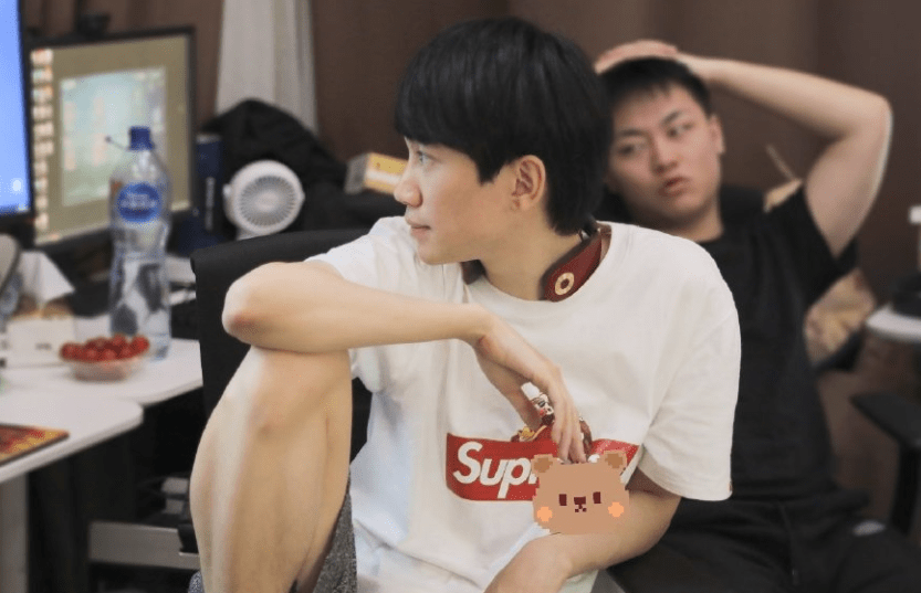 关于Doinb赛事官方发布爆冷新规，FPX争议不断！的信息